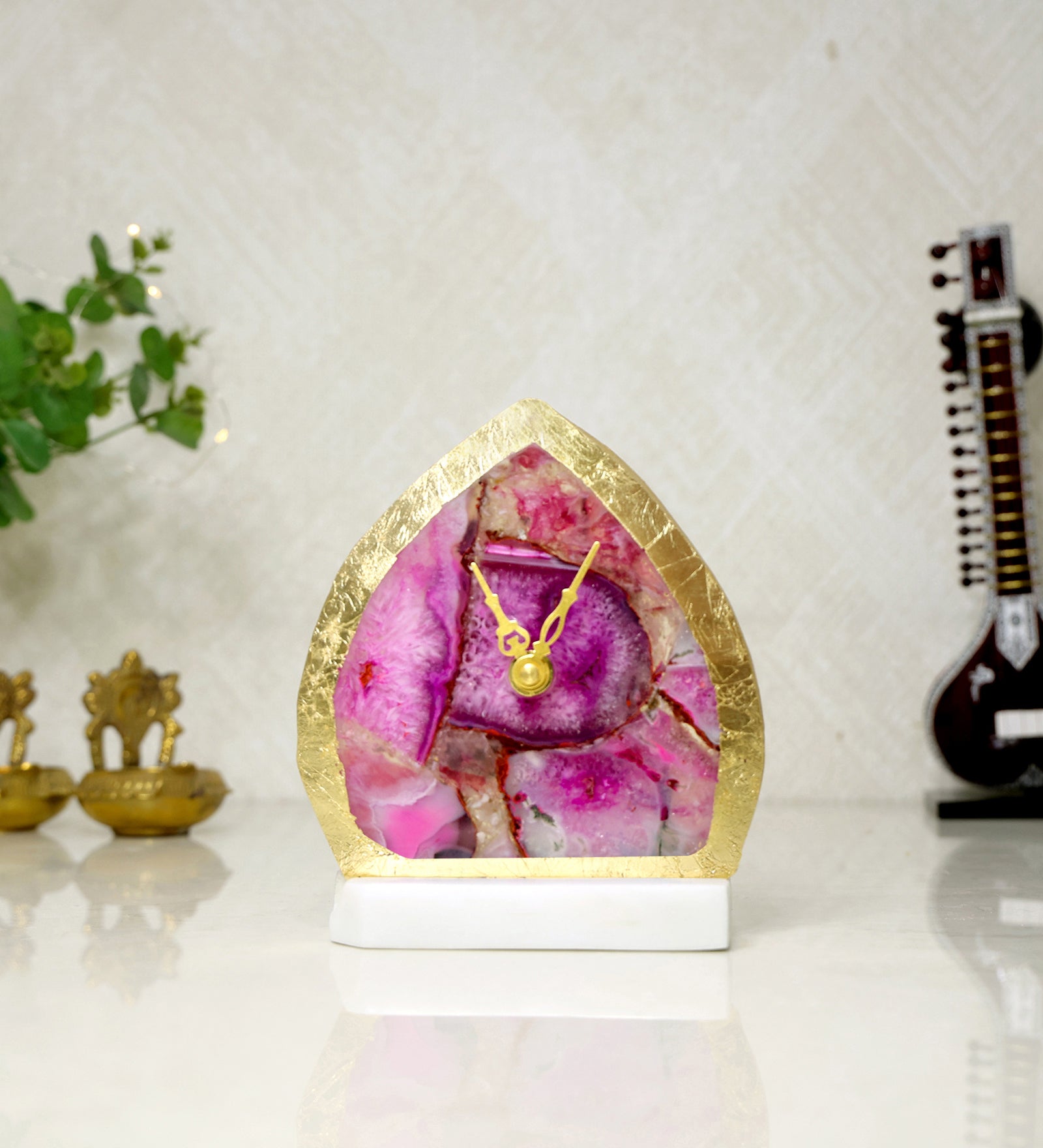 Agate Designer Table clock Pink