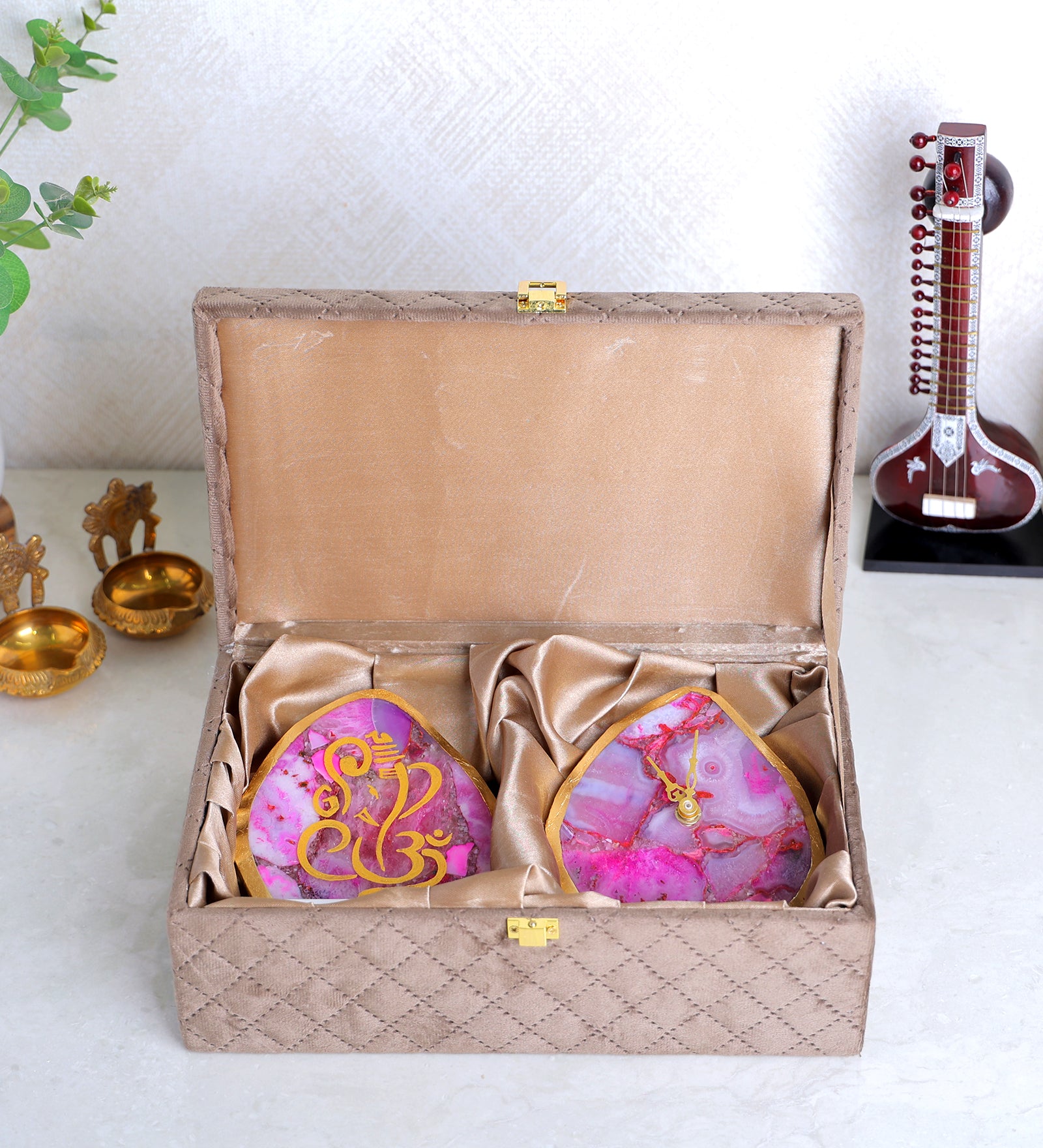 Set of one Agate Table Clock and one Ganesha Showpiece