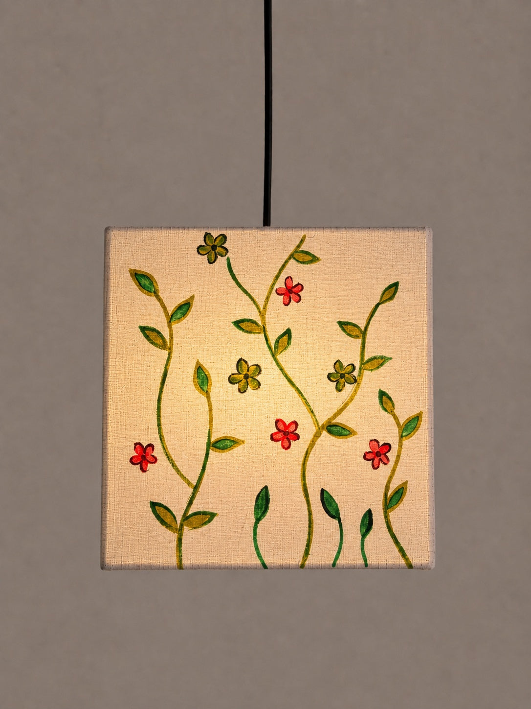 meadow-vine-fabric-cube-lamp