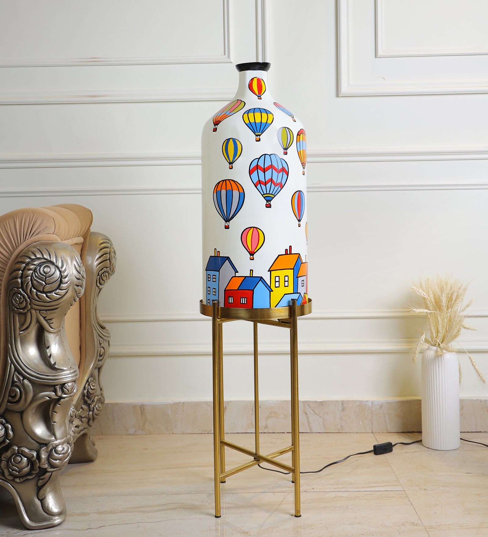 Sky Cruiser Floor Lamp with Foldable Metal Stand