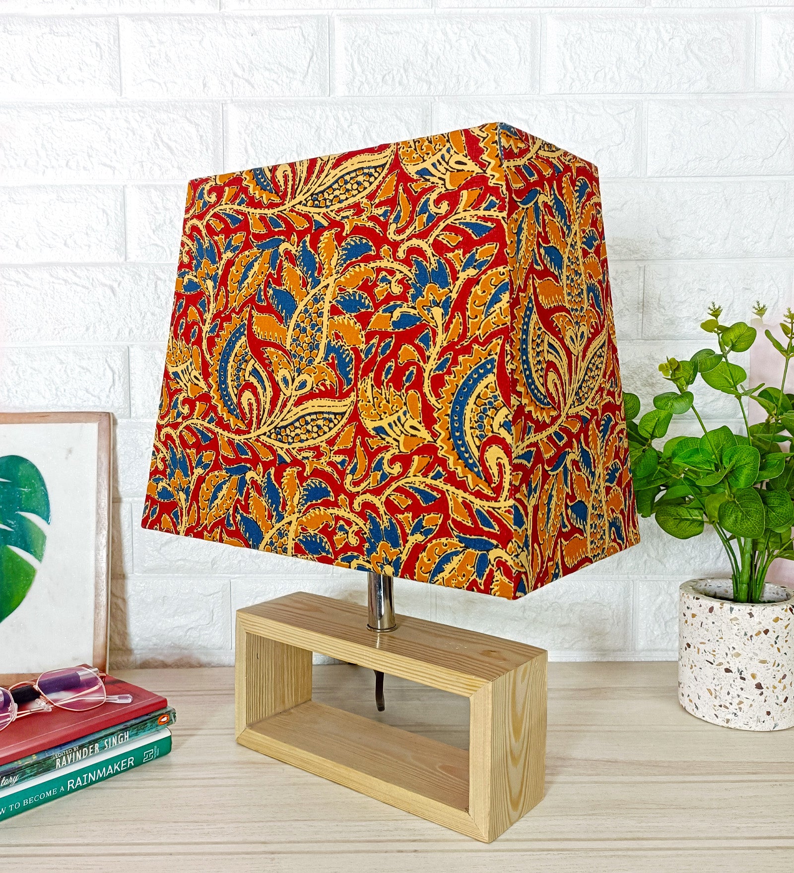 Modern Wooden Table Lamp