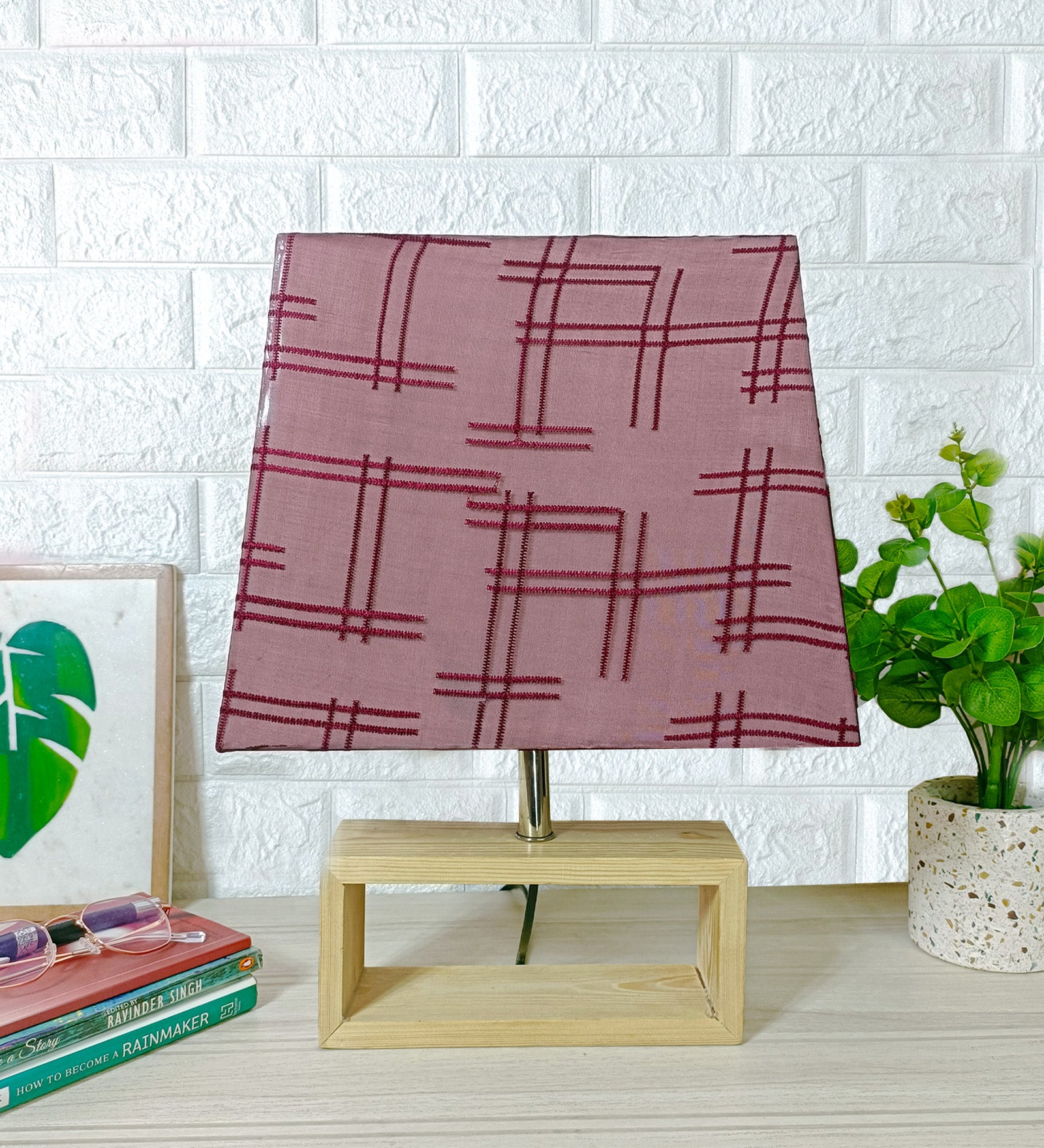 Avant Grade Wooden Table Lamp