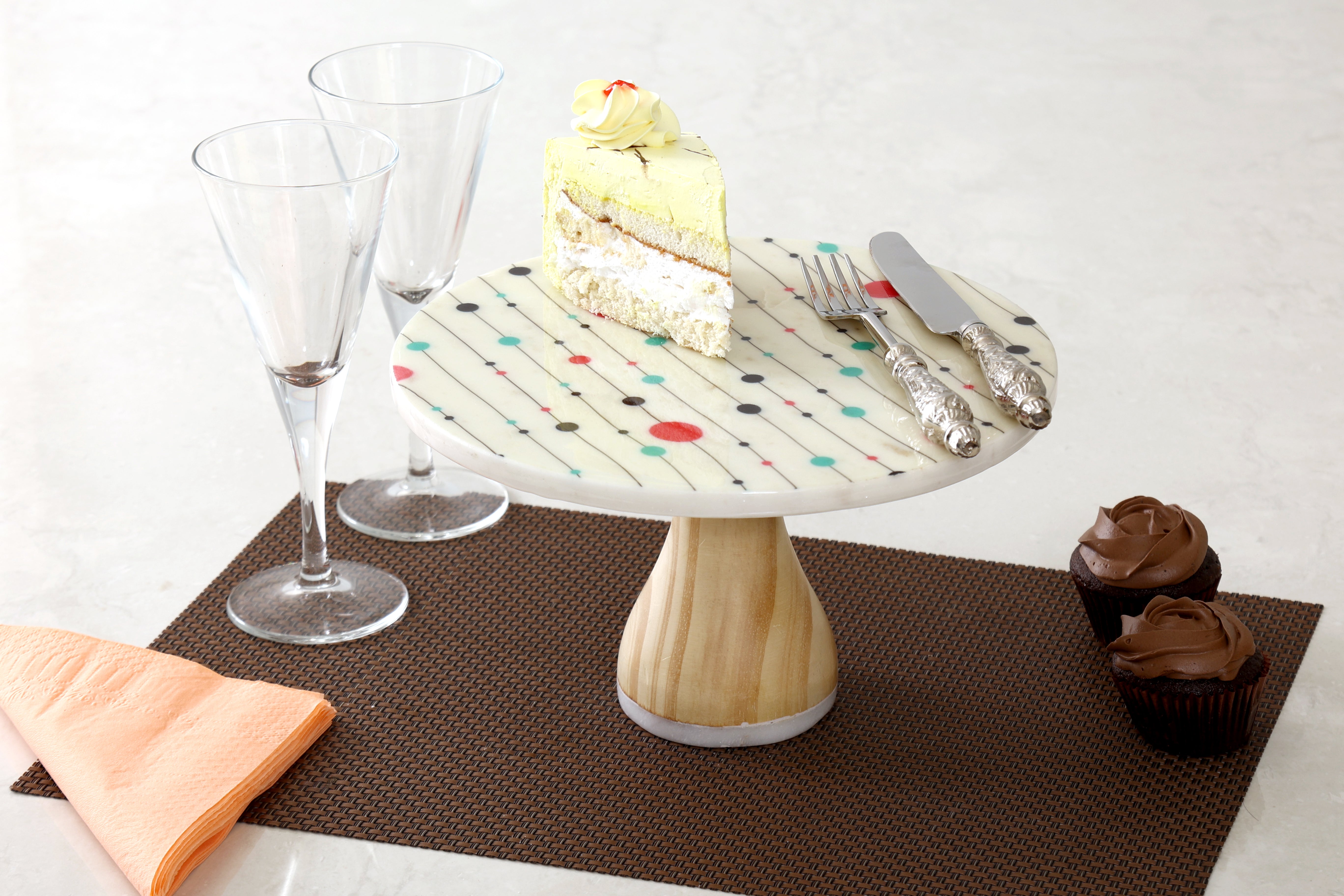 Mellow Marble Cake Stand