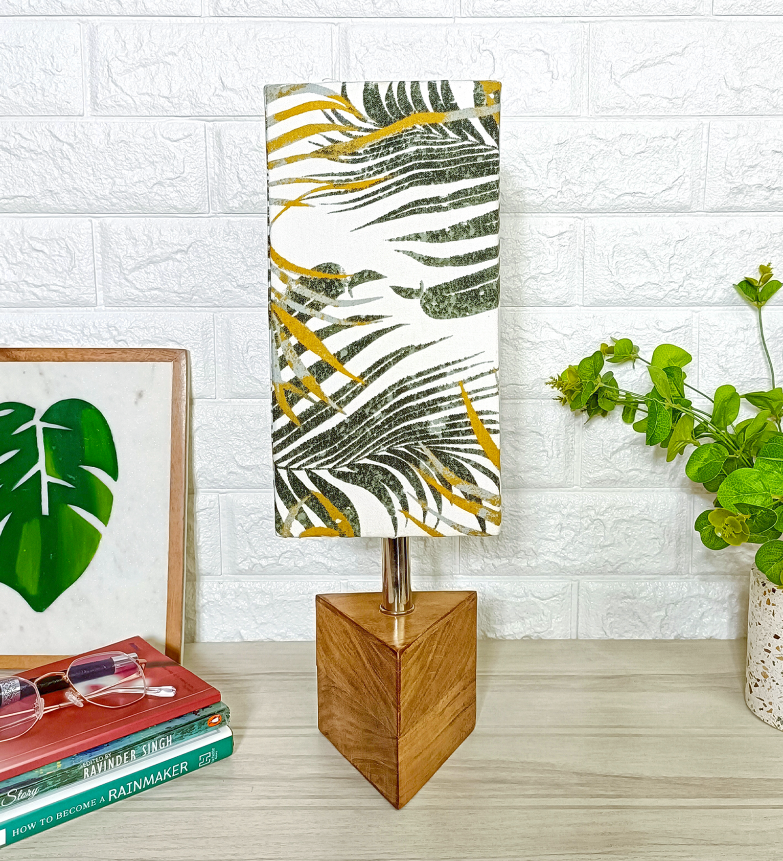 Inventive Wooden Table Lamp