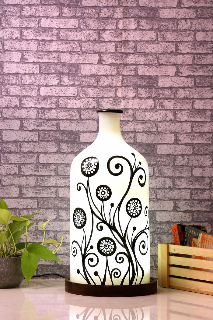 Contemporary Art Hand Painted Glass Shade Table Lamp