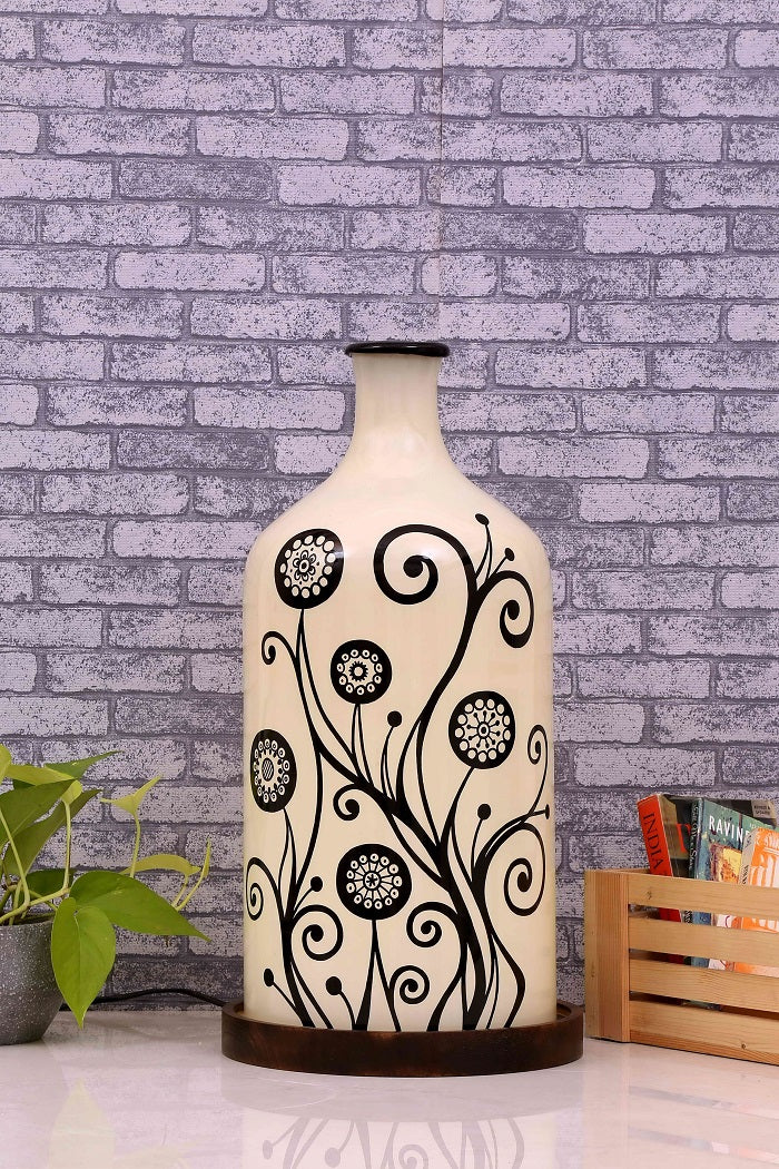 Contemporary Art Hand Painted Glass Shade Table Lamp