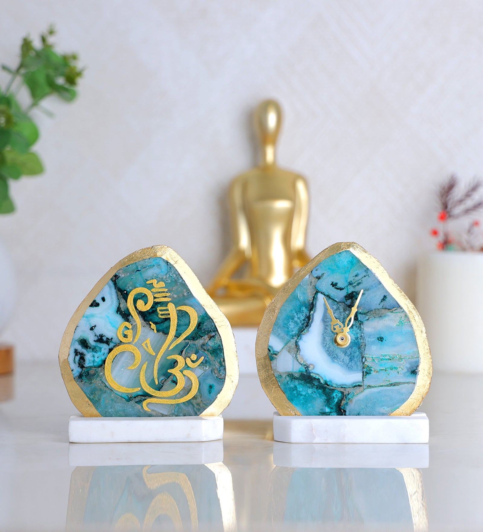 Set of one Agate Table Clock and one Ganesha Showpiece