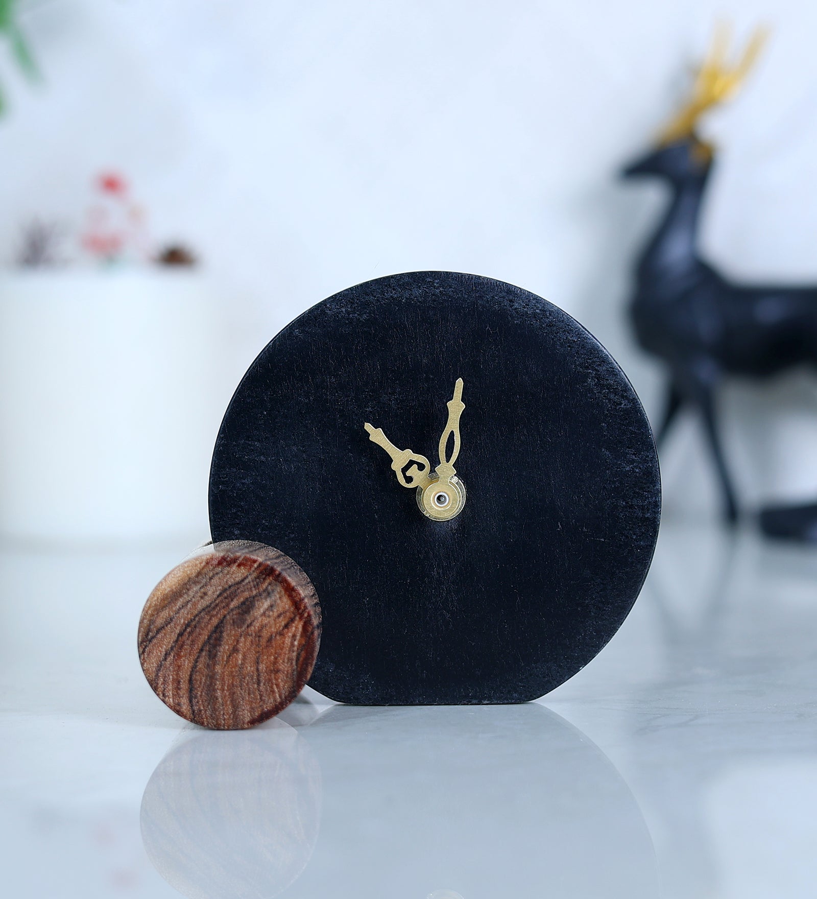 Black Marble and Wood Table Clock
