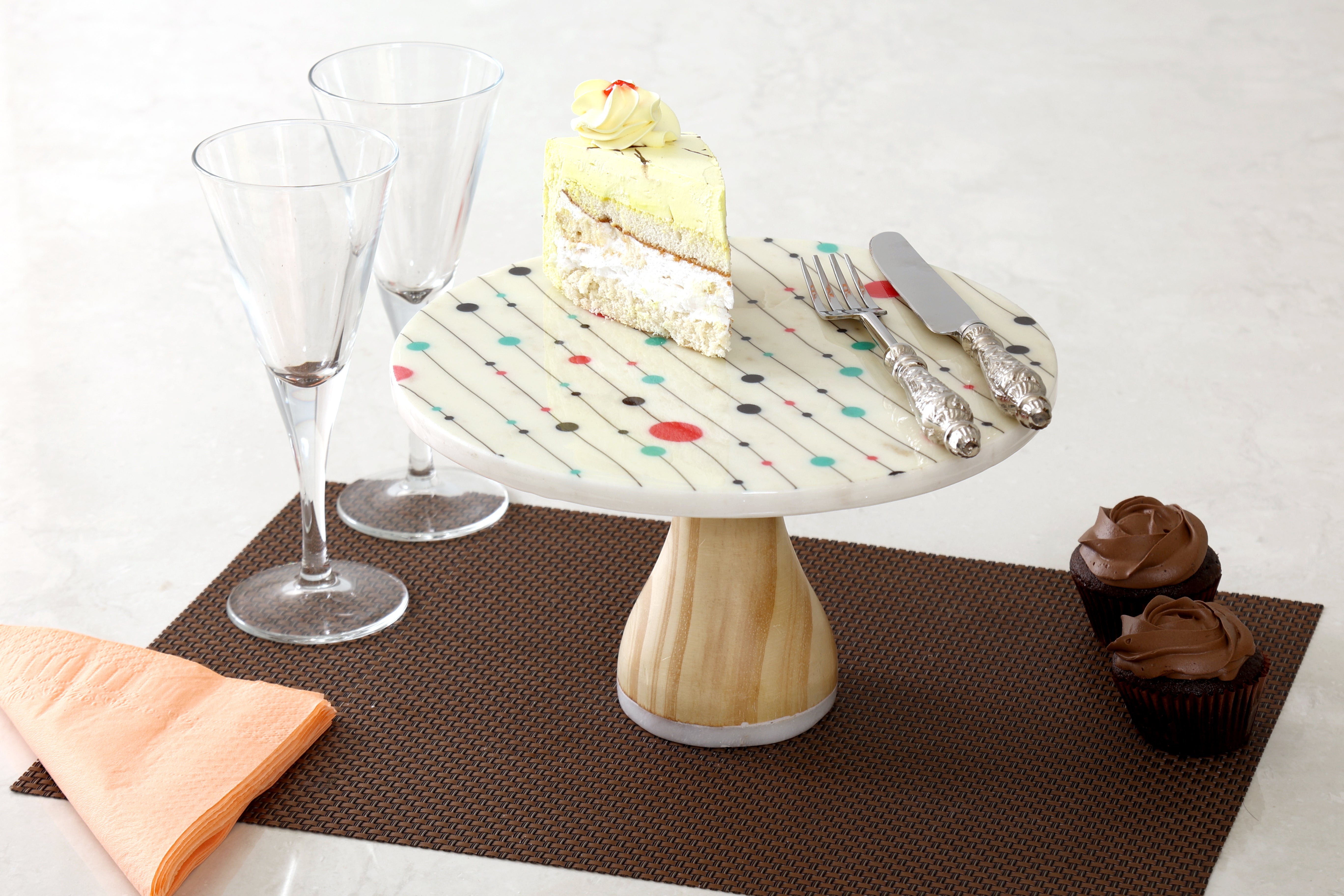 White Marble Cake Stand With Mother Of Pearl Inlay