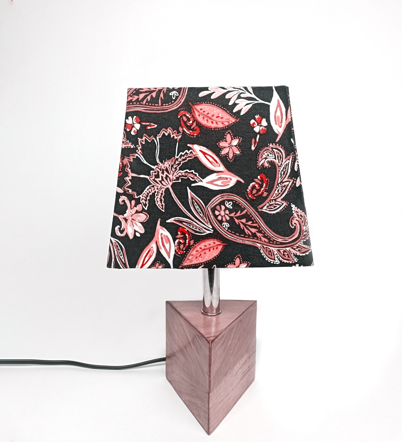 Ingenious Wooden Table Lamp