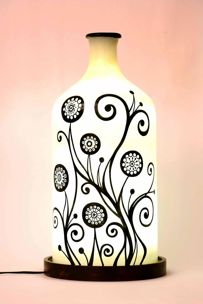 Contemporary Art Hand Painted Glass Shade Table Lamp